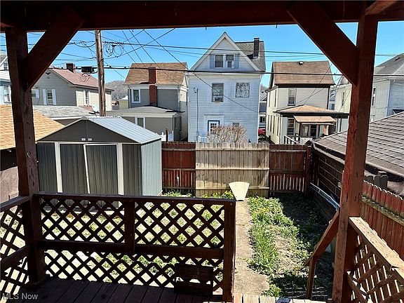 4th image of 1014 Virginia St