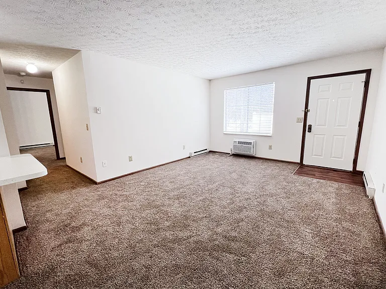 Wyndemere Apartments — Photo 61