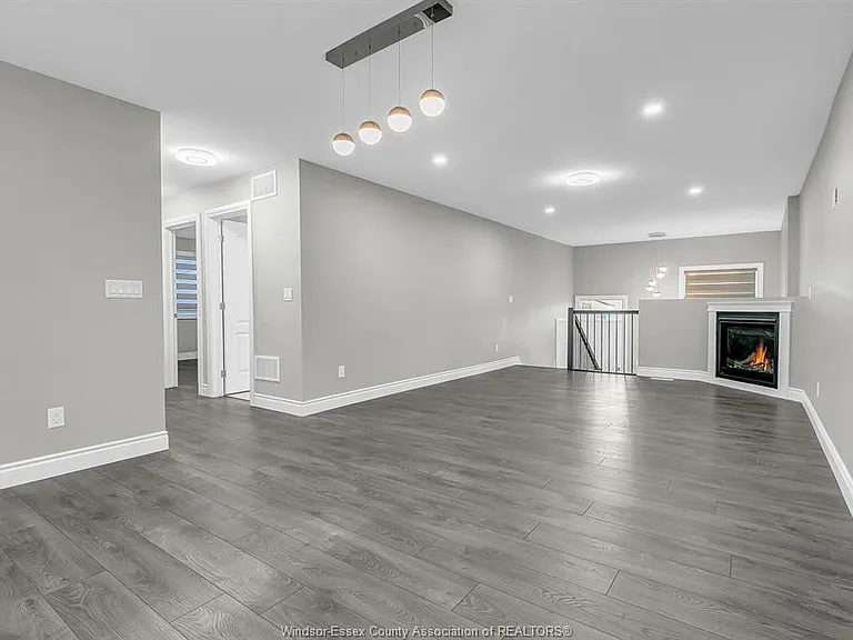 1858 Buckingham Dr — Photo 6