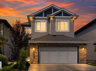 15628 15th Ave SW, Edmonton, AB T6W 4K8