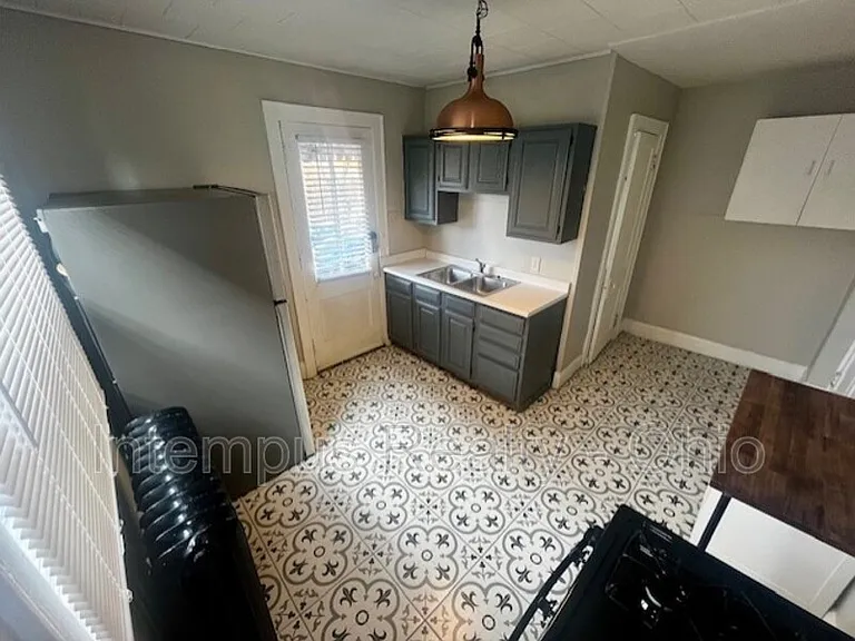 4237 Vine St #2 — Photo 14
