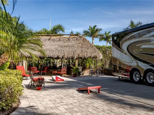 13606 Snapper LN, NAPLES, FL 34114