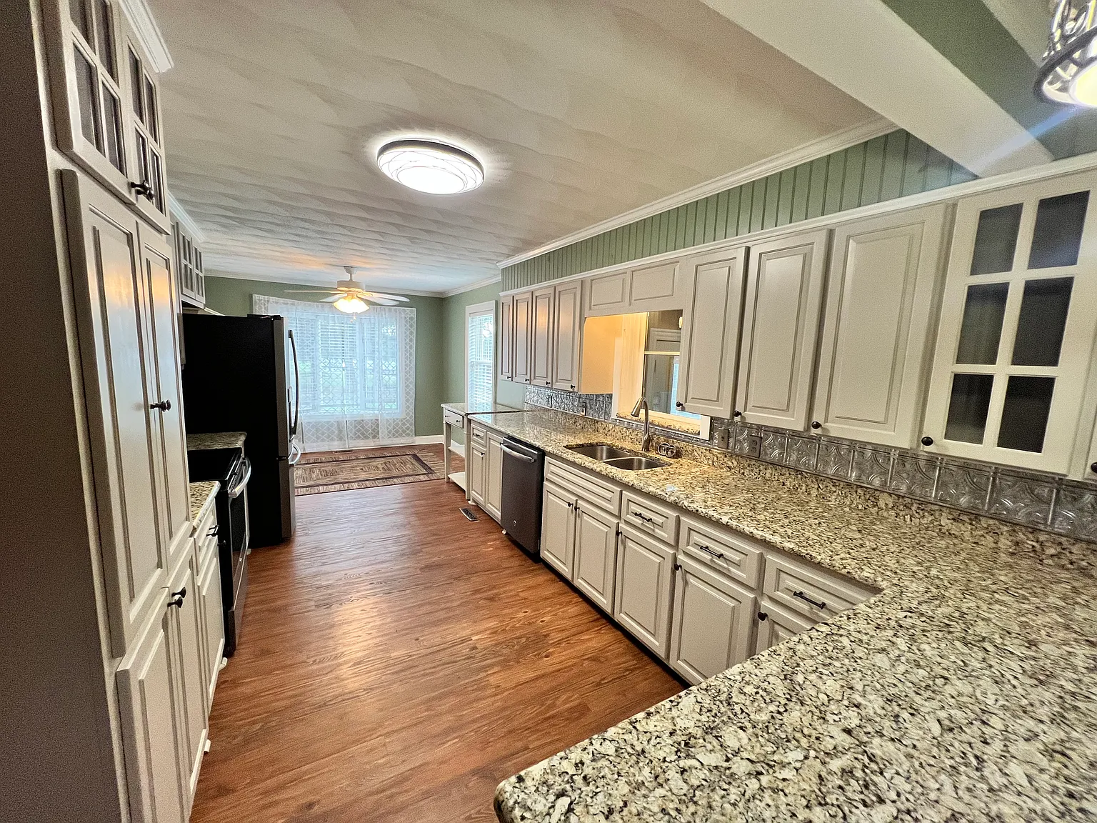 Cadle Ford Rd, Mount Airy — Photo 4