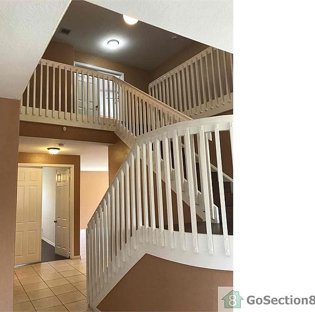 2nd image of 17894 SW 35th St