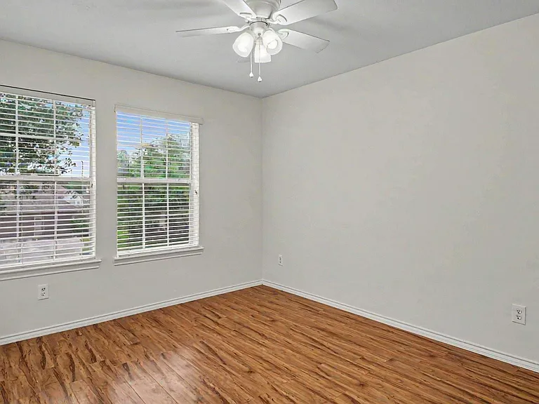2615 Atwood Glen Ln — Photo 11