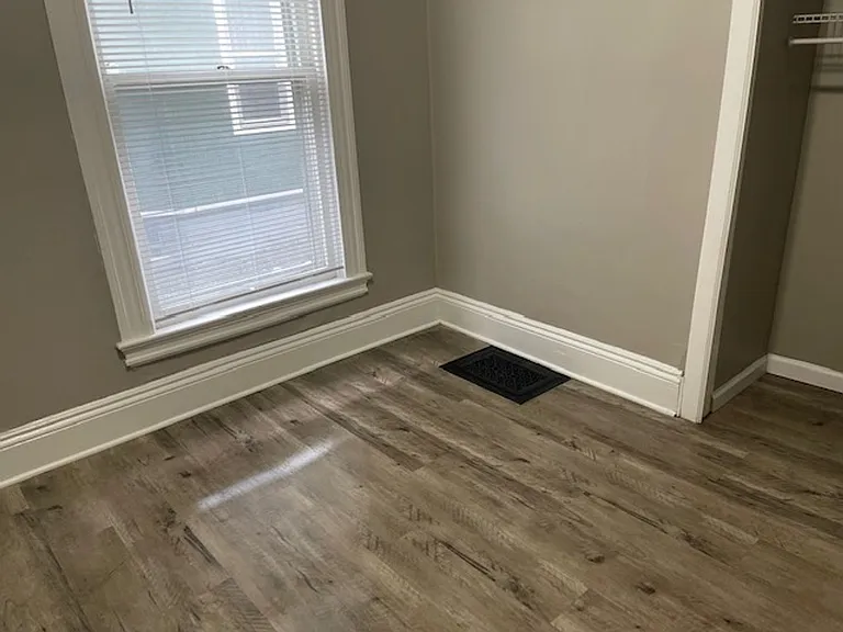 018-020 Edmonds St — Photo 6