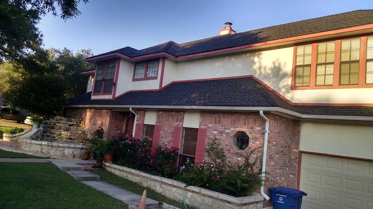 1810 Highland Mist Lane — Photo 1