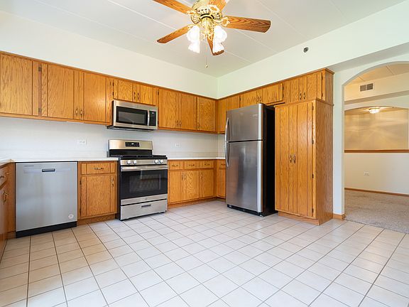 4th image of 17920 Settlers Pond Way Unit 1C