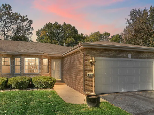 2034 Texas St, Chesterton, IN 46304