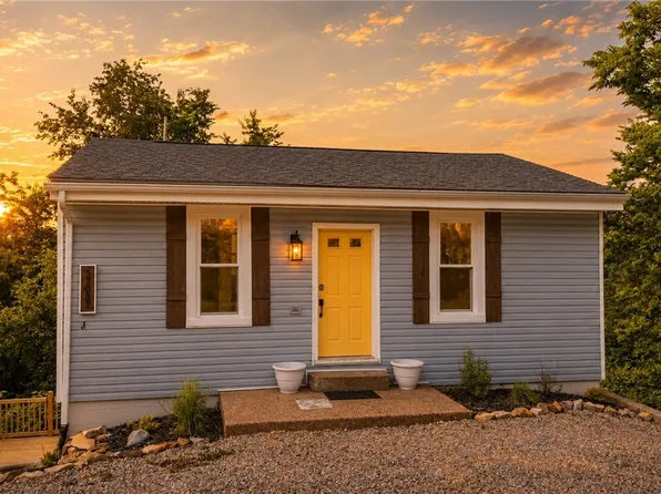 57087 Ferryview Rd, Martins Ferry, OH 43935