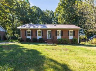 5723 Buddingwood Dr, Greensboro, NC 27409