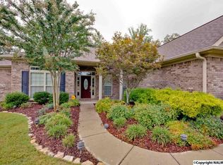 4715 River Ridge Blvd SE, Owens Cross Roads, AL 35763