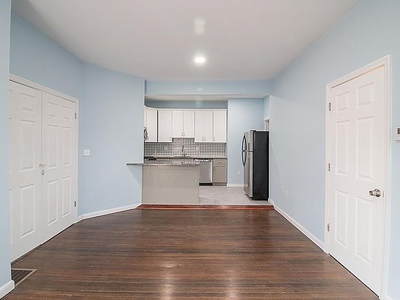 2nd image of 71 Glenwood Ave Floor 2
