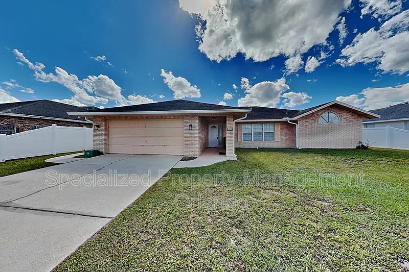 1423 La Casita St