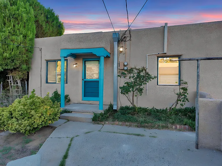 233 Solano Dr NE #1 — Photo 14
