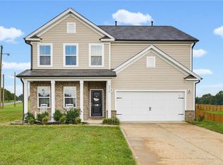 4210 Barrow Farm Rd, Kernersville, NC 27284