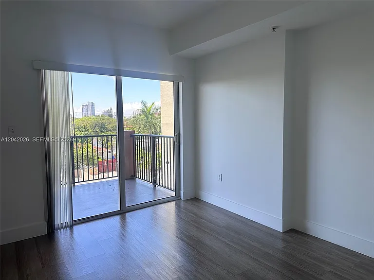 3410 Coral Way #406 — Photo 12