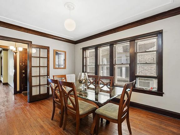 5th image of 4427 W Wrightwood Ave