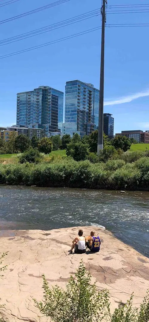 Executive-All-inclusive furnished Studio condo in Denver's Riverfront park — Photo 2