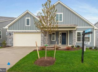 141 Mallard Dr, Lake Frederick, VA 22630