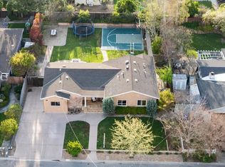 13229 McCulloch Ave, Saratoga, CA 95070