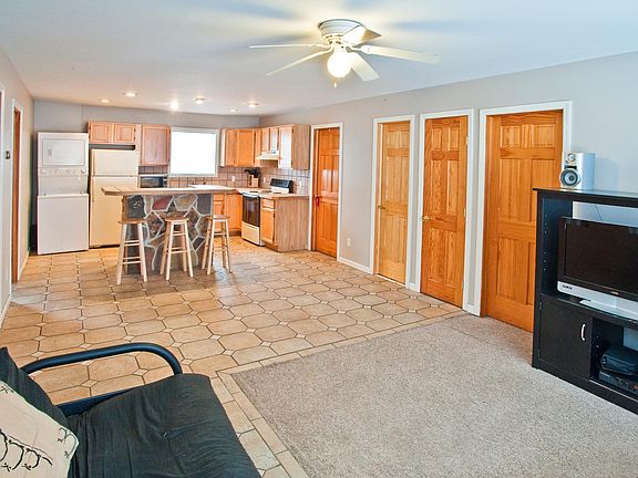 2nd image of 248 Center St
