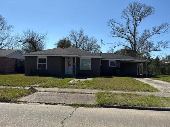2152 10th St, Lake Charles, LA 70601