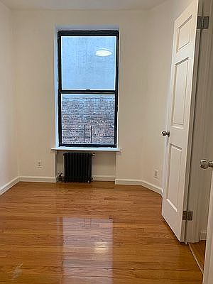 3rd image of 332 E 15th St APT 6C