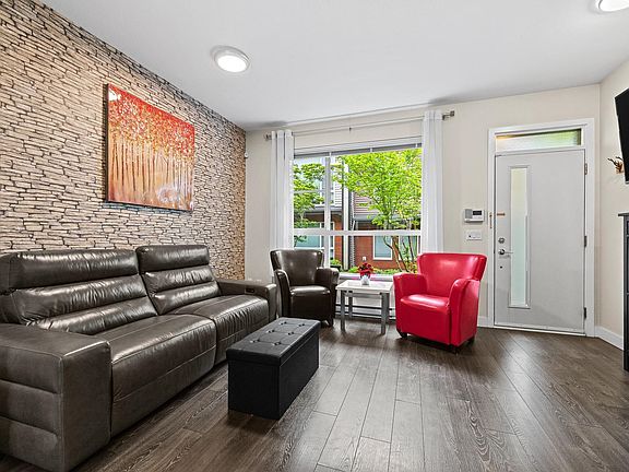 4th image of 2228 162nd St #122