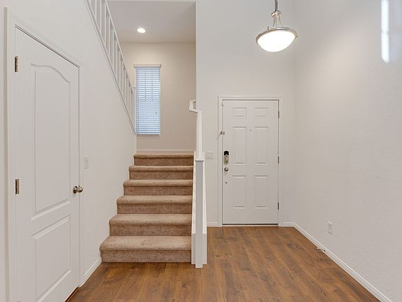 5th image of 7236 Mulberry Forest St