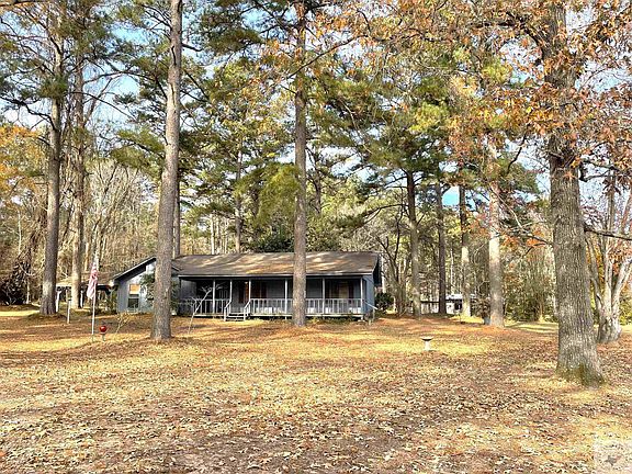 2nd image of 1430 Sherwood Forest Dr
