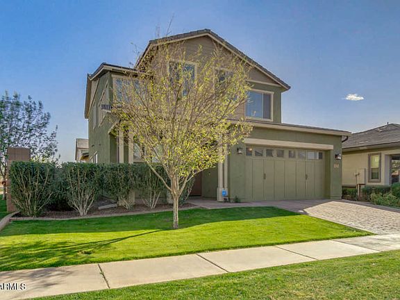 2nd image of 3073 E Sagebrush St