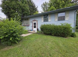 835 Zahn St, Huntington, IN 46750