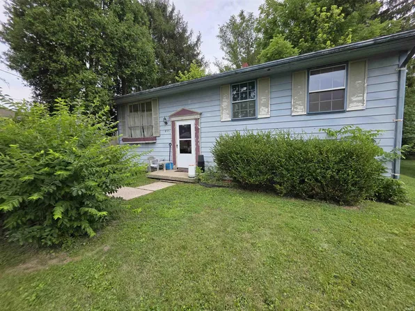 835 Zahn St, Huntington, IN 46750