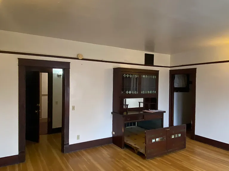 336 S 6th St W #24 — Photo 5