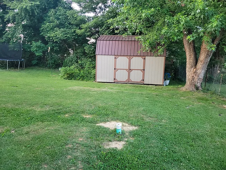 111 Mayor Ave — Photo 25