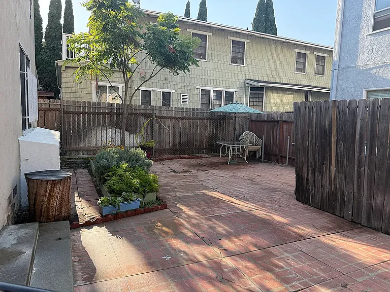 1825 E Broadway #2 — Photo 13