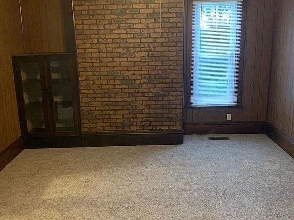5th image of 318 S 12th St