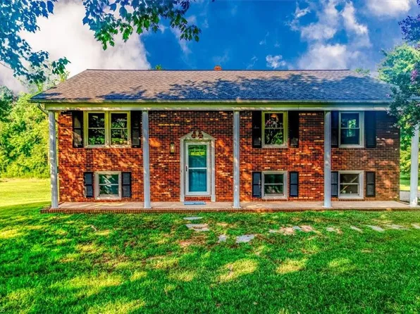 2910 Old Highway 60 Hwy, Ronda, NC 28670