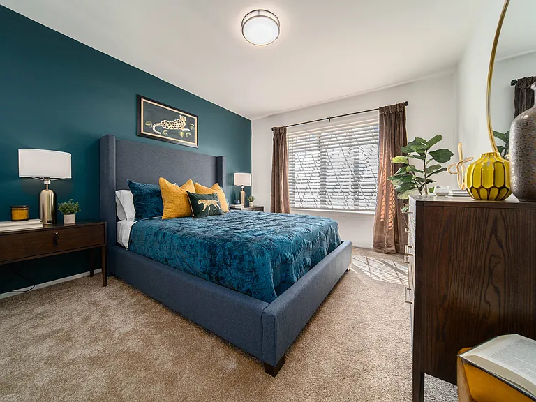 The Crossroads At Southfield Apartments — Photo 11