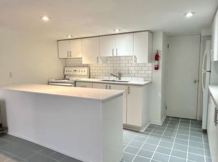 375 Palmerston Blvd, Toronto, ON M6G2N5