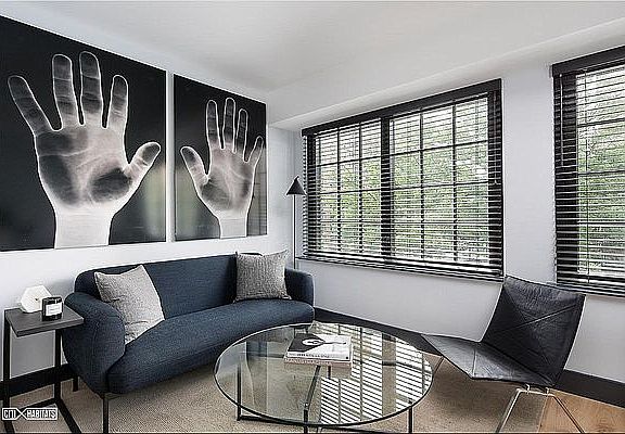 3rd image of 504 Myrtle Ave APT 6X