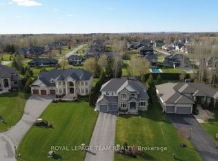 520 Leimerk Ct, Ottawa, ON K4M0E8
