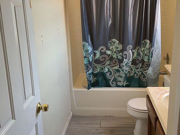 4th image of 5568 Kentucky Derby Dr