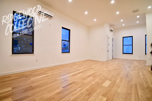 Rented by Voro NYC | media 34