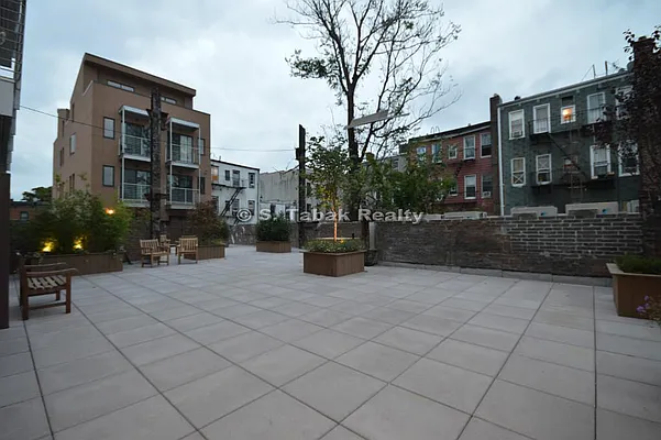 Rented by Duscany Financial Group | media 8