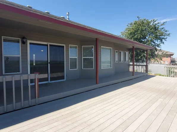 2452 N Rhode Island Ct, Kennewick, WA 99336