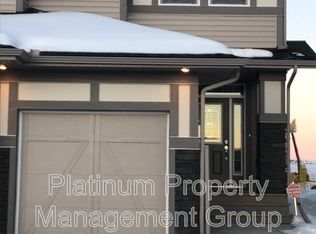 36 Legacy Glen St SE, Calgary, AB T2X3E2