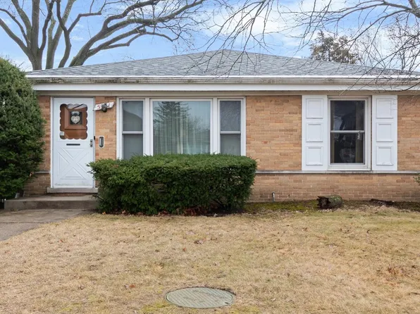 5341 Greenleaf St, Skokie, IL 60077