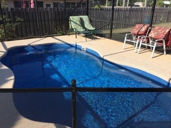 310 Treasure Rd
